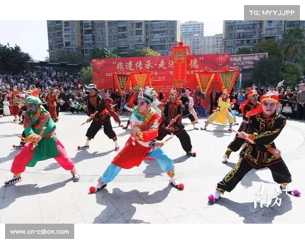 非遗展示区英歌舞锣鼓，文化盛宴加餐